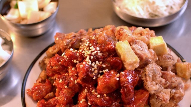 Gà Ràn Hàn Quốc - Korean Fried Chicken Rhapsody